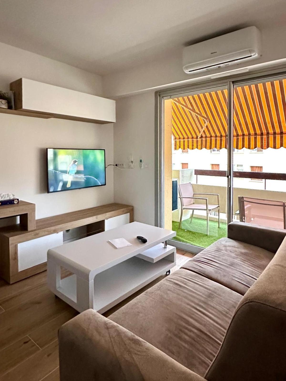 Studio Kialeo Pres De La Plage Avec Parking Roquebrune-Cap-Martin Bagian luar foto